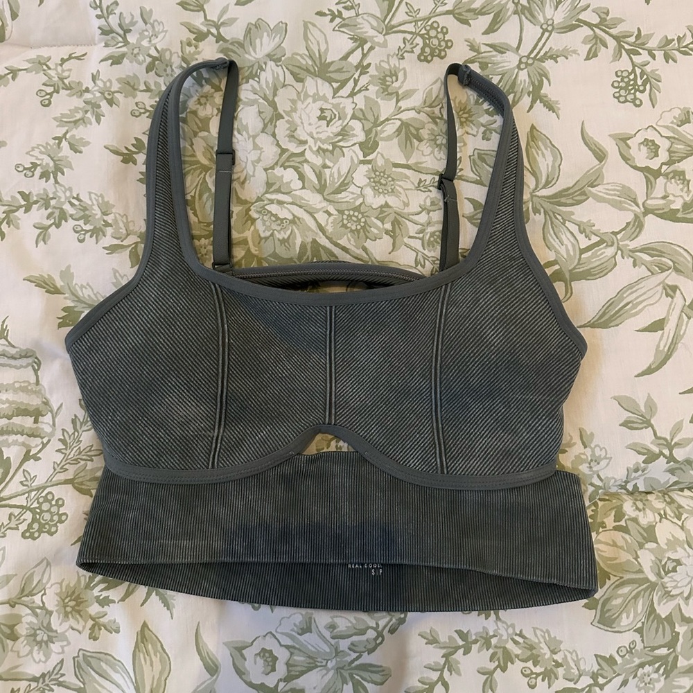 Aerie offline top